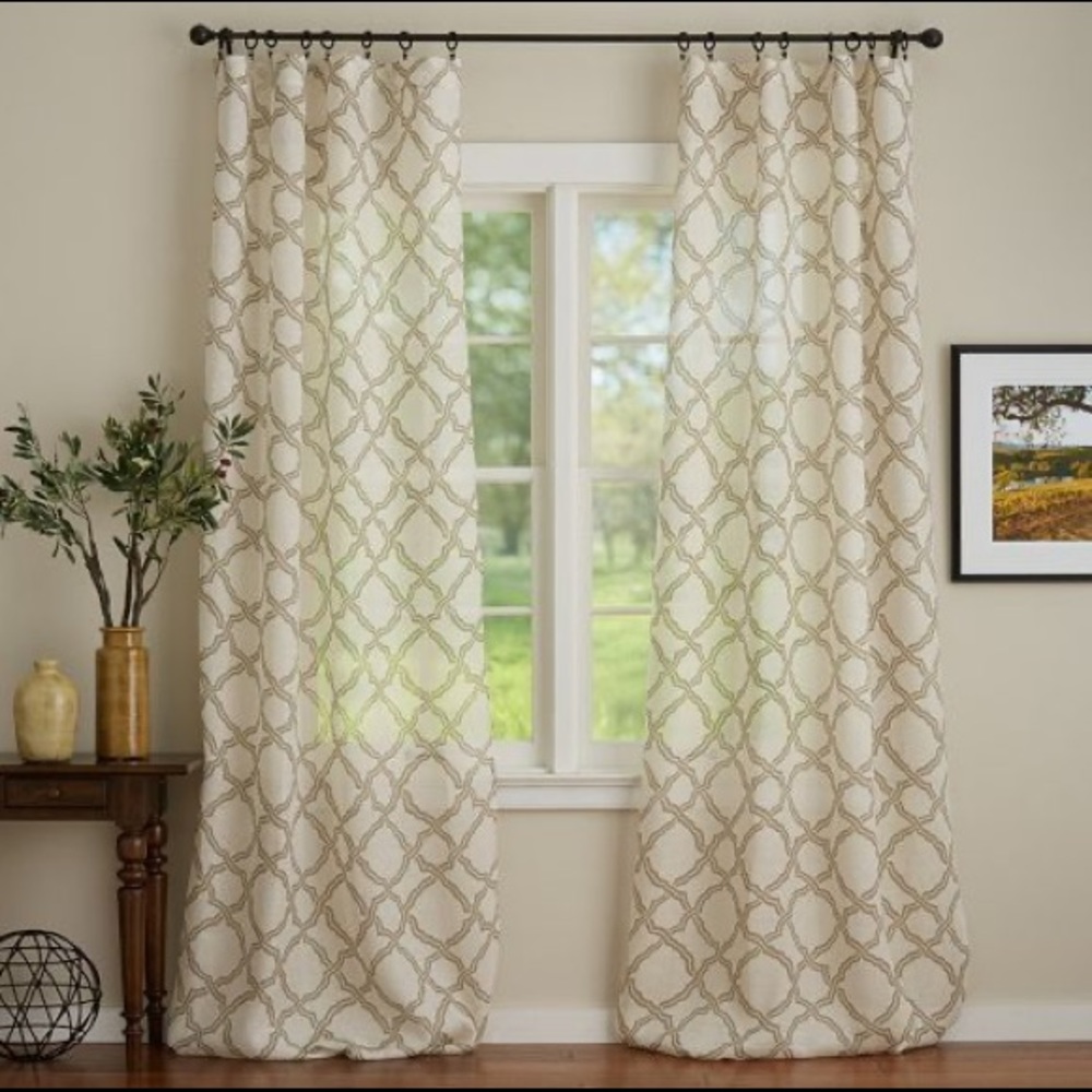 NWOT Pottery Barn Kendra Trellis Drapes (2) 84